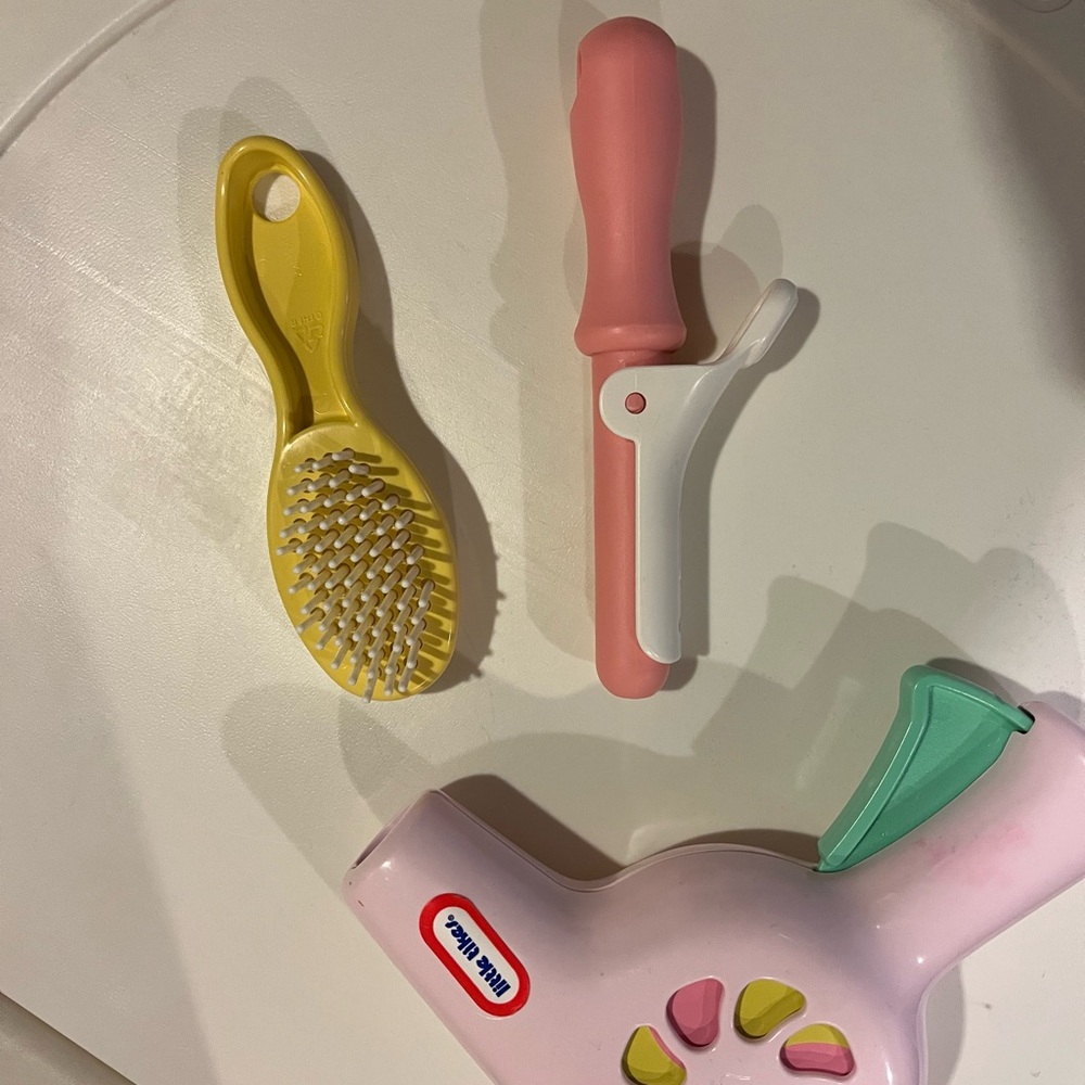 Little Tikes Pink and Yellow Hair Styling Toy Set